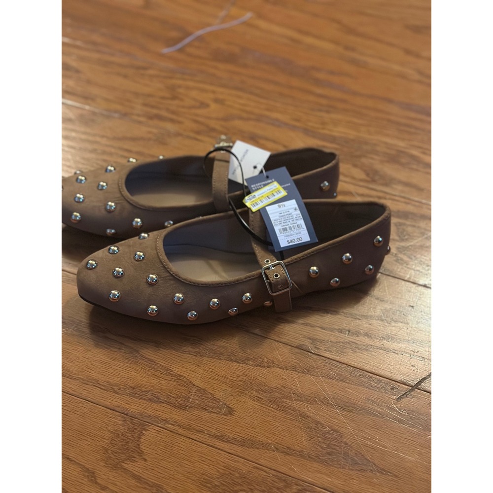 Universal Thread Womens Penny Go Studded Mary Jane Flats Cognac Brown 9.5 NEW